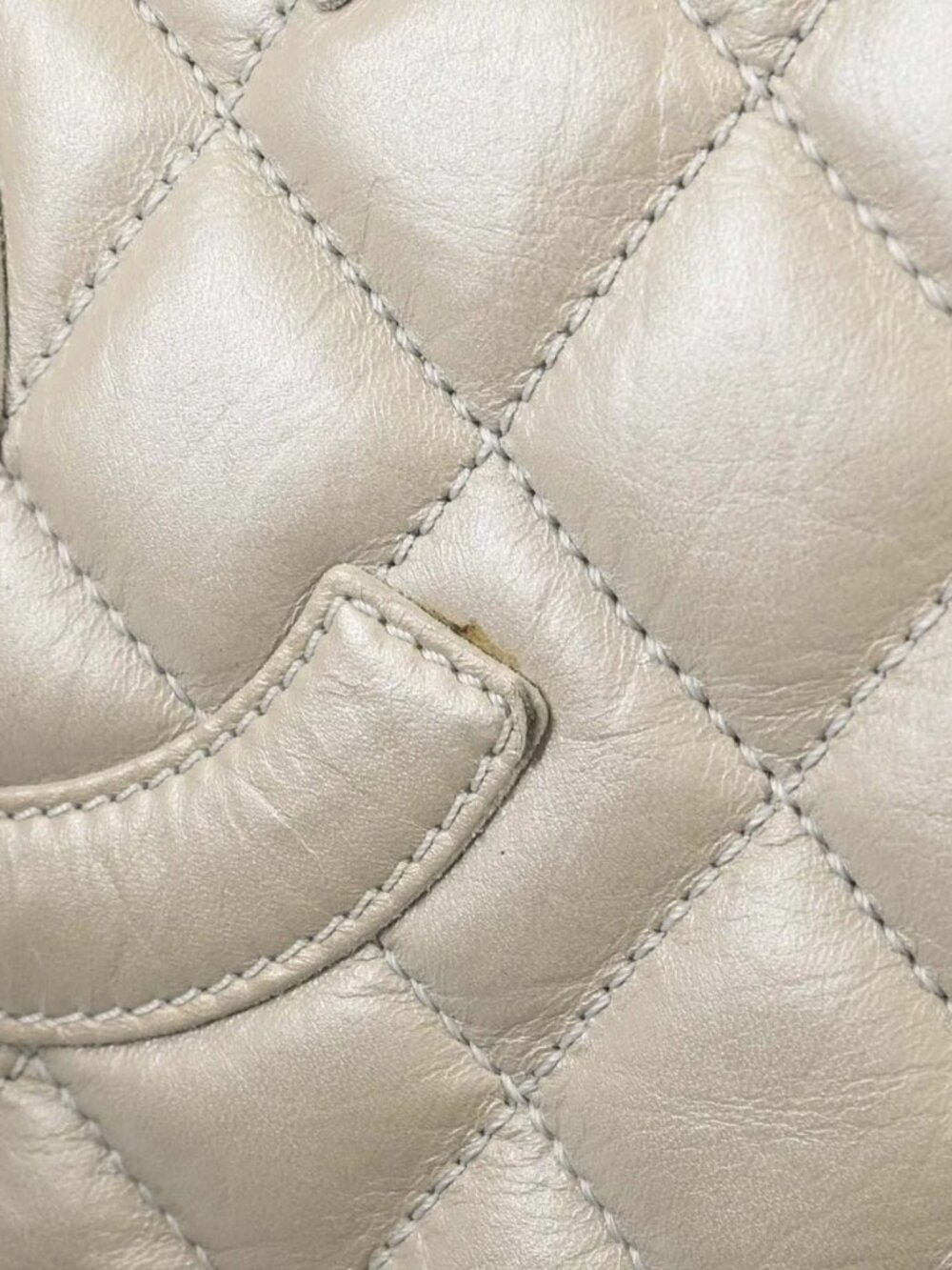 Chanel Off-white - Picture 8 of 15